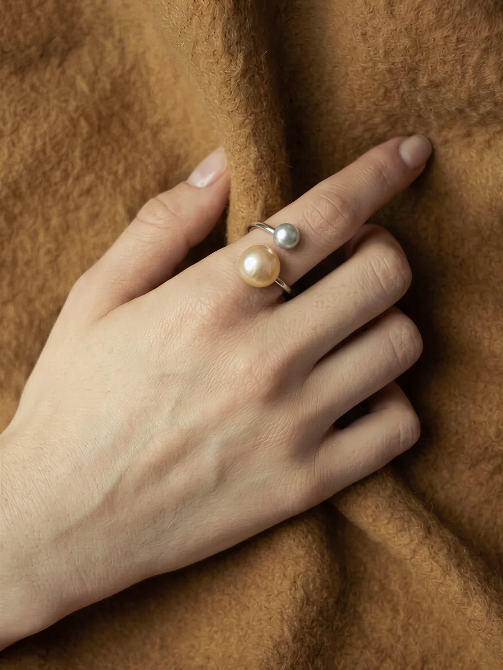 Dual Sea Pearl Open Wrap Ring